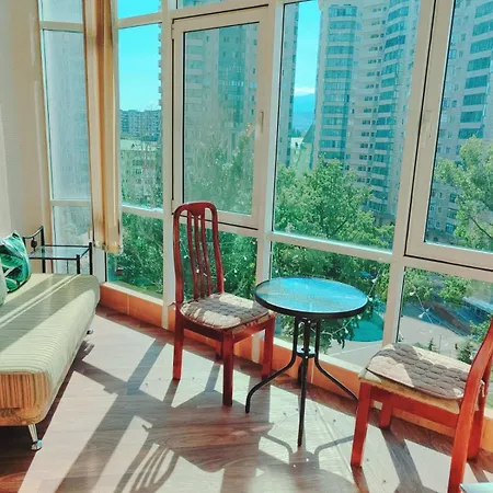 5 Минут До Метро! Apartment Almaty Exterior photo
