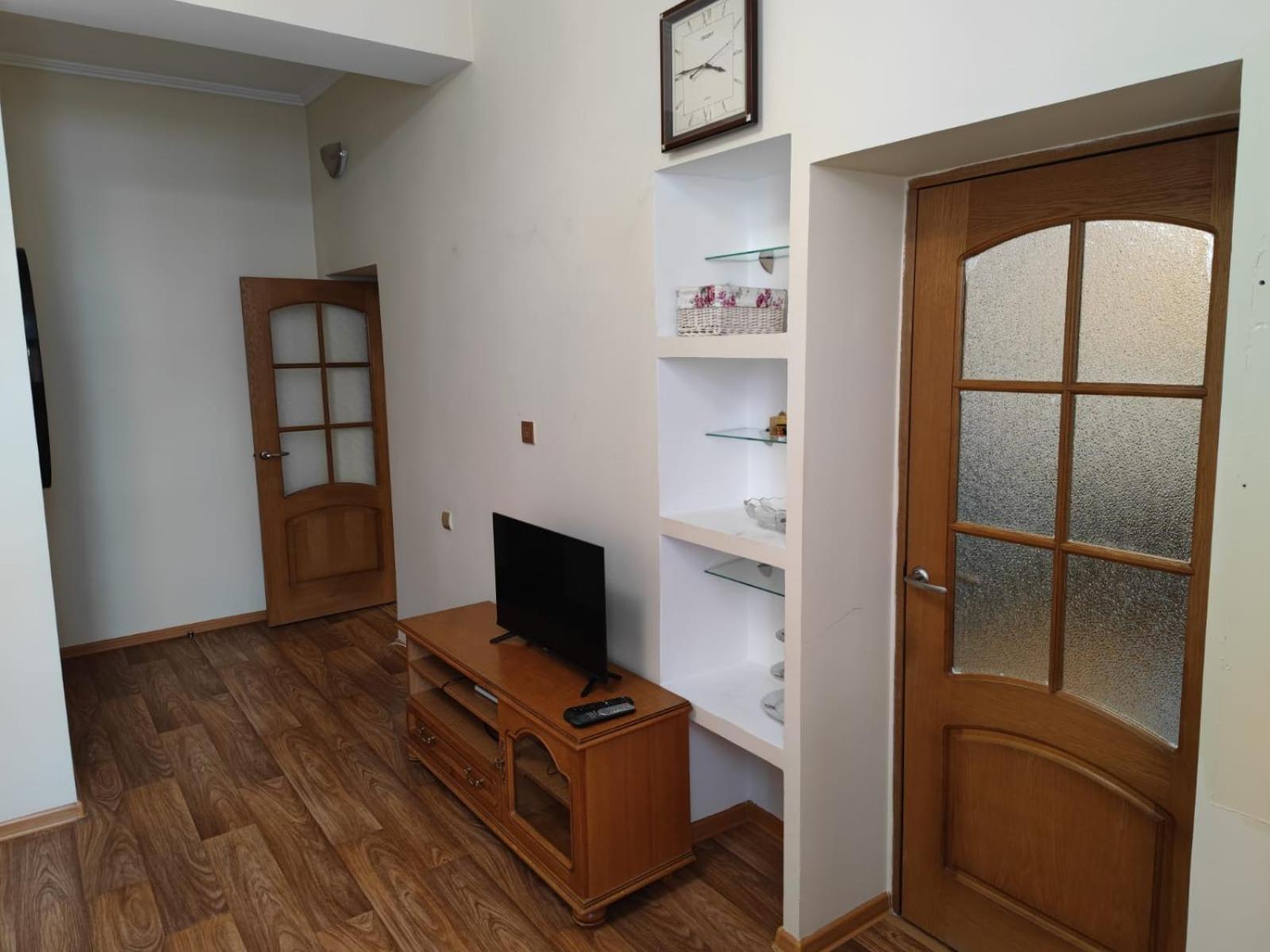 5 минут до метро! Apartment *