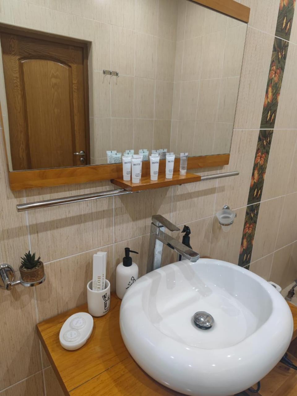 Apartment 5 минут до метро! Almaty