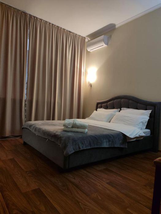 5 минут до метро! Apartment *
