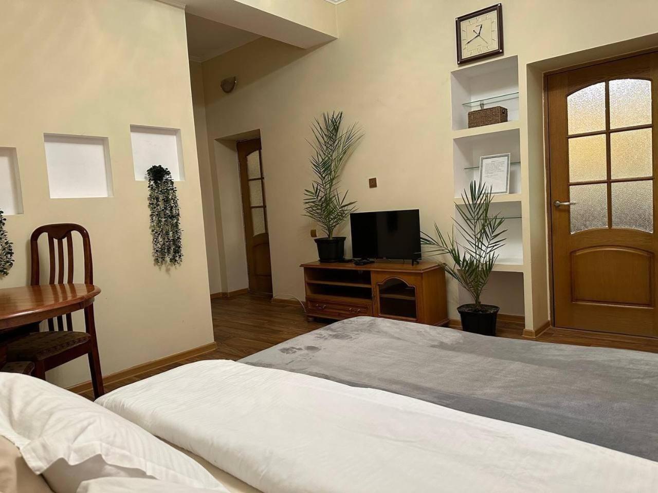 Apartment 5 минут до метро! Almaty